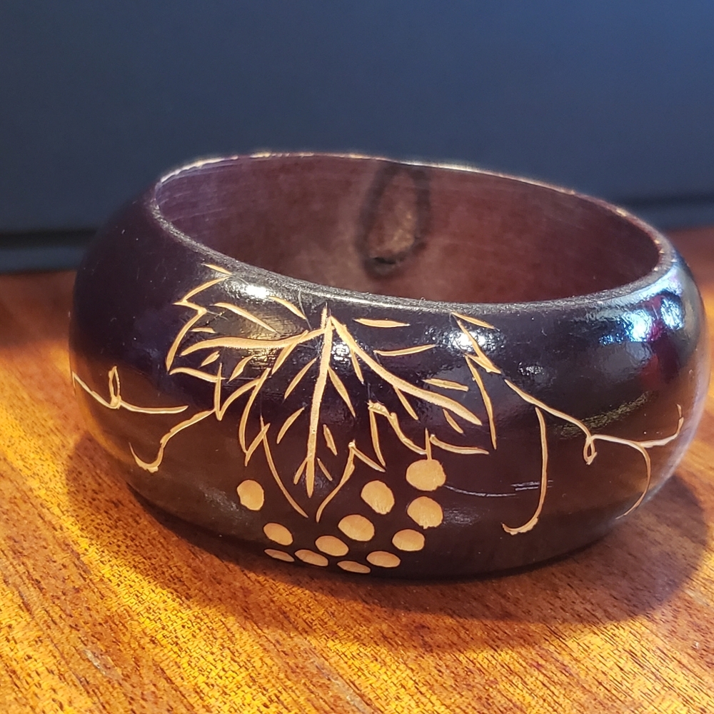Vintage Dark Brown Wooden Bangle Bracelet with Vine and Grape Detail - Picture 1 of 5